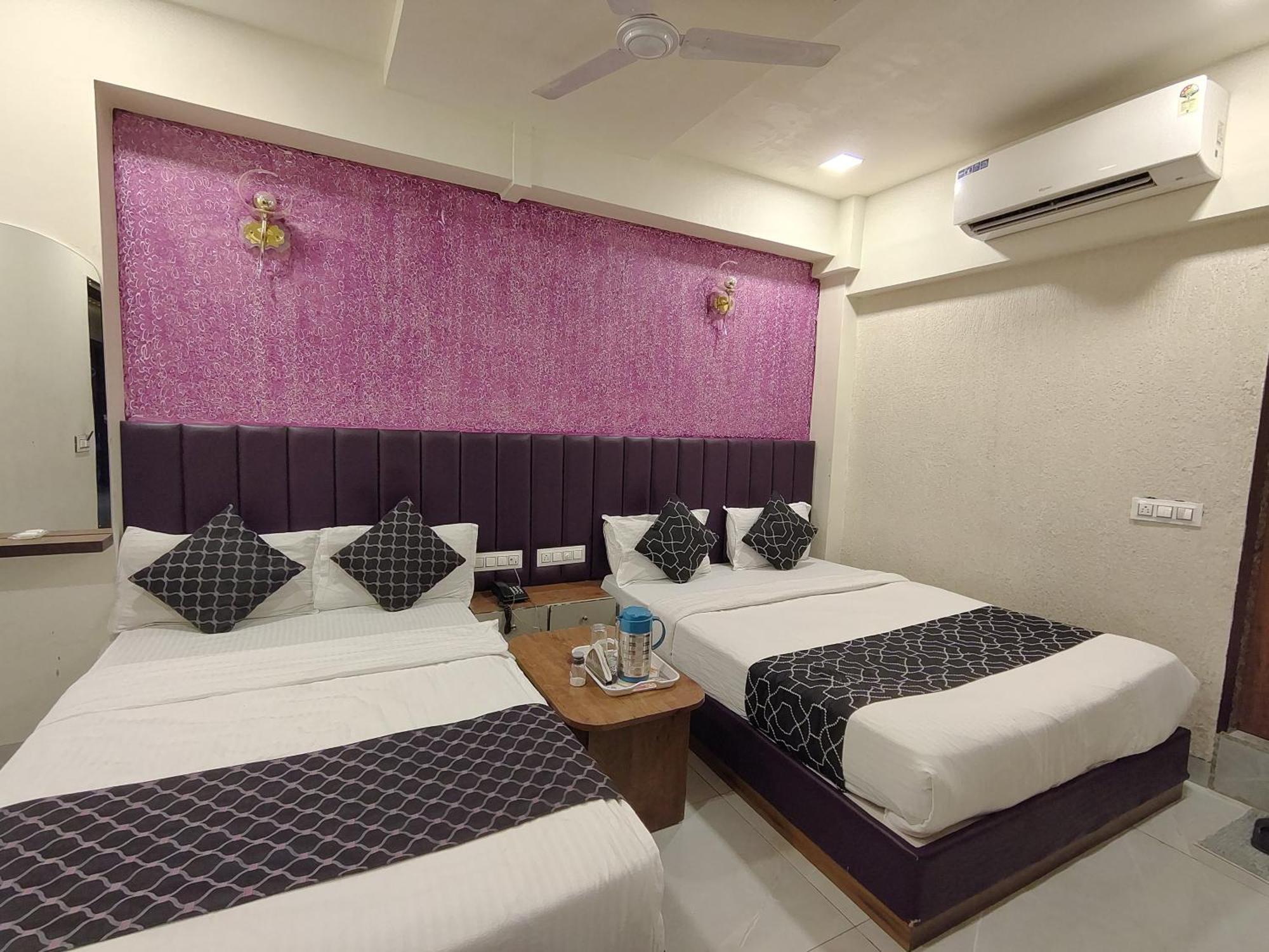 Hotel Avadh Palace, Subhash Bridge, Rto Circle, אחמדאבאד מראה חיצוני תמונה
